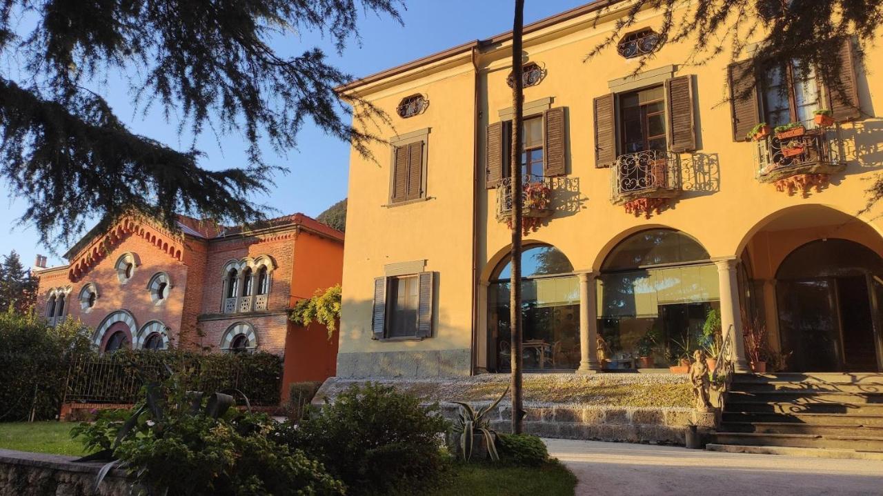 Villa Riva Lago - Apartment With Parking Tavernola Bergamasca Luaran gambar